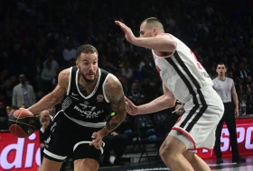 POLUVREME - Lovernj efikasan na povratničkom debiju, Partizan se raspucao u drugom kvartalu
